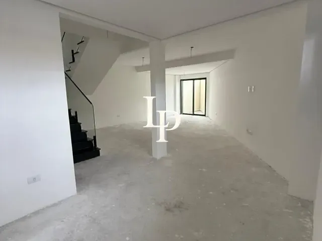 Sobrado com 185m² 3 quartos e 4 banheiros, à venda, no bairro Olímpico em São Caetano do Sul