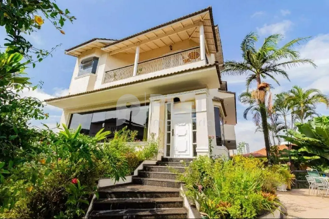 Casa de 4 quartos à venda em Jardim França, São Paulo