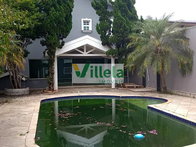 Sobrado com 450m² 3 quartos e 3 banheiros, à venda ou para alugar, no bairro Vila Áurea em Poá