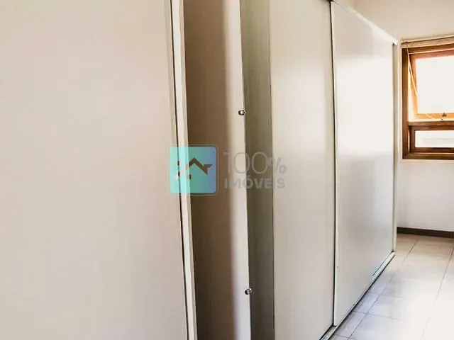 Sobrado com 350m² 5 quartos e 6 banheiros, à venda, no bairro Loteamento Villa Branca em Jacareí