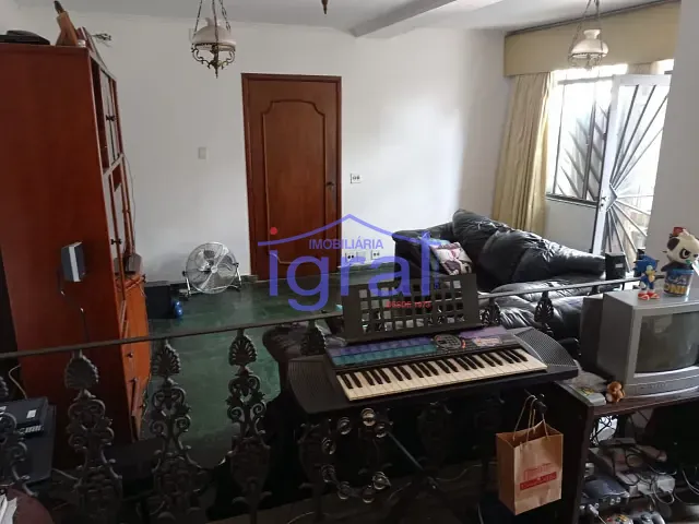 Sobrado com 210m² 3 quartos e 2 banheiros, à venda, no bairro Jardim Oriental em São Paulo