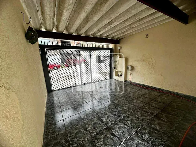 Sobrado com 210m² 3 quartos e 2 banheiros, à venda, no bairro Vila Aquilino em Santo André