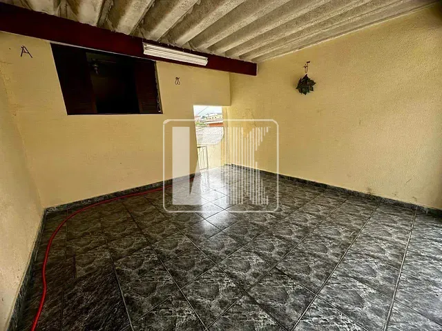 Sobrado com 210m² 3 quartos e 2 banheiros, à venda, no bairro Vila Aquilino em Santo André