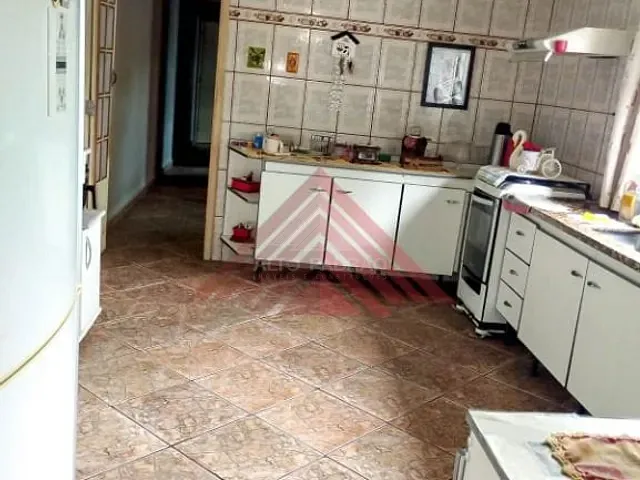Sobrado com 163m² 5 quartos e 3 banheiros, à venda, no bairro Vila Assis Brasil em Mauá