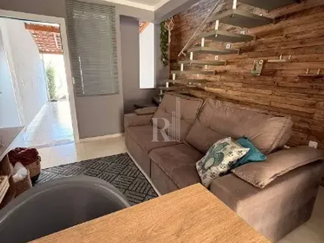 Sobrado com 63m² 2 quartos e 2 banheiros, à venda, no bairro Areias em Tijucas