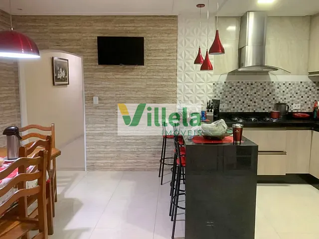 Sobrado com 300m² 4 quartos e 2 banheiros, à venda, no bairro Vila Gonçalves em Poá