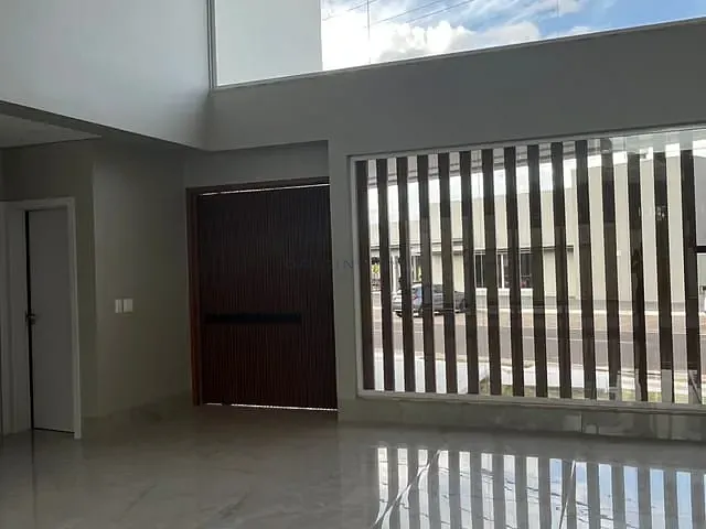 Sobrado com 384m² 4 quartos e 6 banheiros, à venda, no bairro Residencial Damha III em Campo Grande
