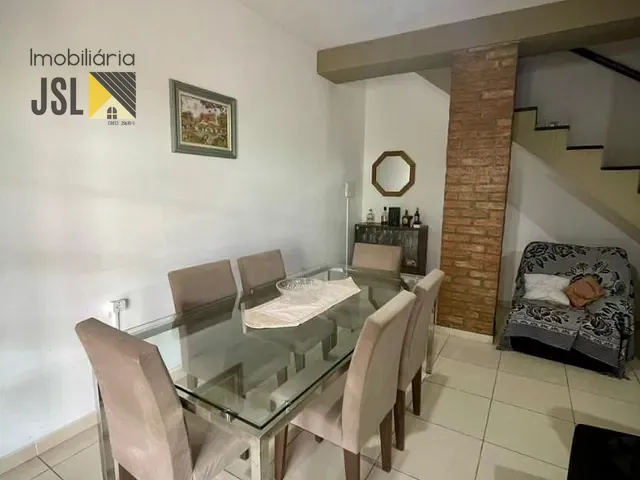 Sobrado com 250m² 3 quartos e 3 banheiros, à venda, no bairro Village das Flores em Caçapava