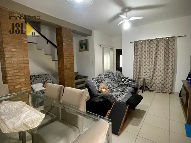 Sobrado com 250m² 3 quartos e 3 banheiros, à venda, no bairro Village das Flores em Caçapava