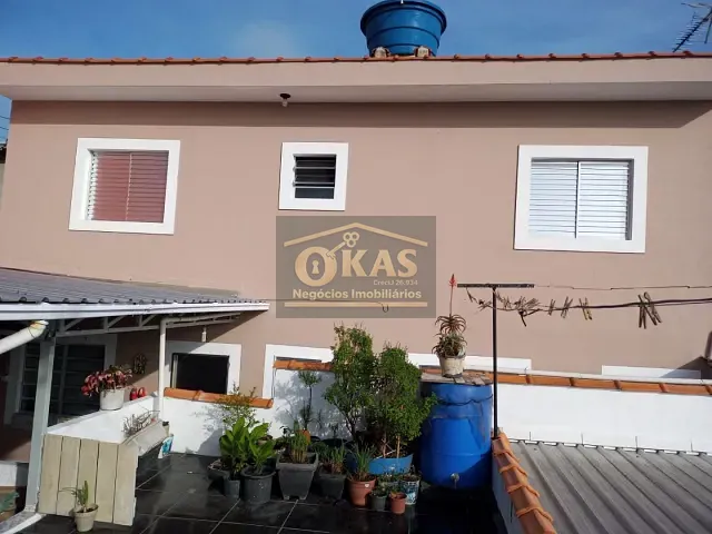 Sobrado com 168m² 2 quartos e 2 banheiros, à venda, no bairro Jardim Nova América em Suzano