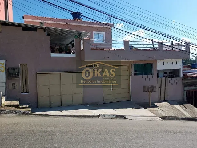 Sobrado com 168m² 2 quartos e 2 banheiros, à venda, no bairro Jardim Nova América em Suzano