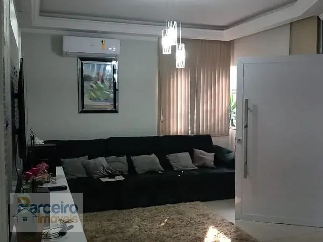 Casa com 136m² 3 quartos e 2 banheiros, à venda, no bairro Vila Curuçá em São Paulo