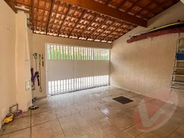 Sobrado com 130m² 3 quartos e 4 banheiros, à venda, no bairro Canto do Forte em Praia Grande
