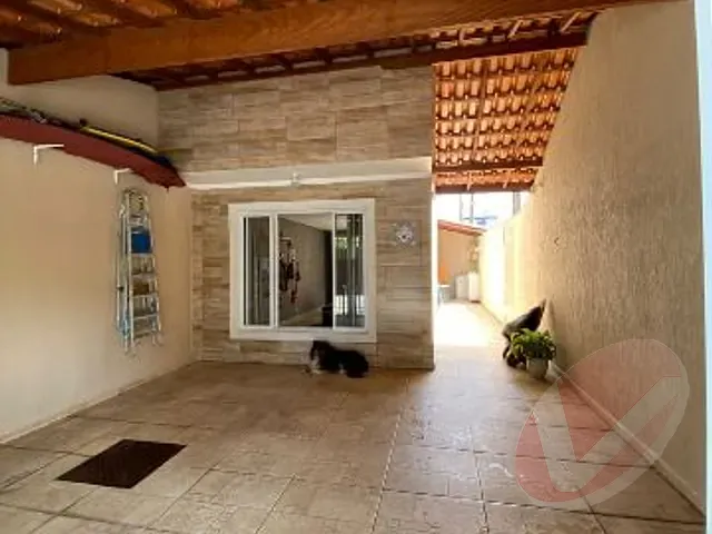 Sobrado com 130m² 3 quartos e 4 banheiros, à venda, no bairro Canto do Forte em Praia Grande