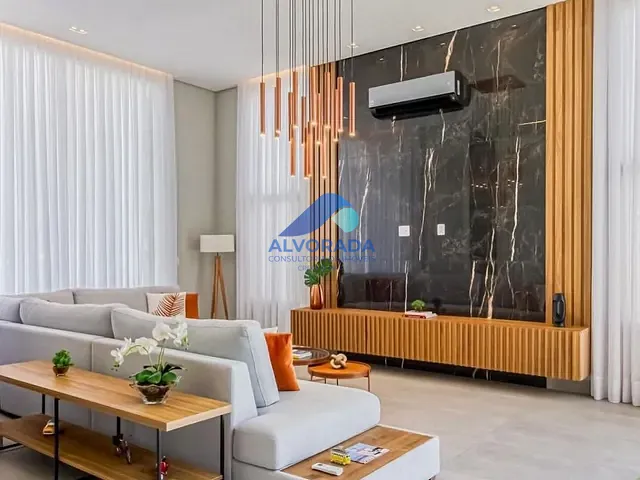 Sobrado com 464m² 4 quartos e 3 banheiros, à venda, no bairro Condomínio Residencial Colinas do Paratehy em São José dos Campos