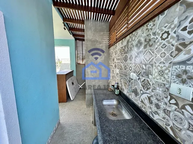 Sobrado 3 quartos e 3 banheiros, à venda, no bairro Capricórnio I em Caraguatatuba