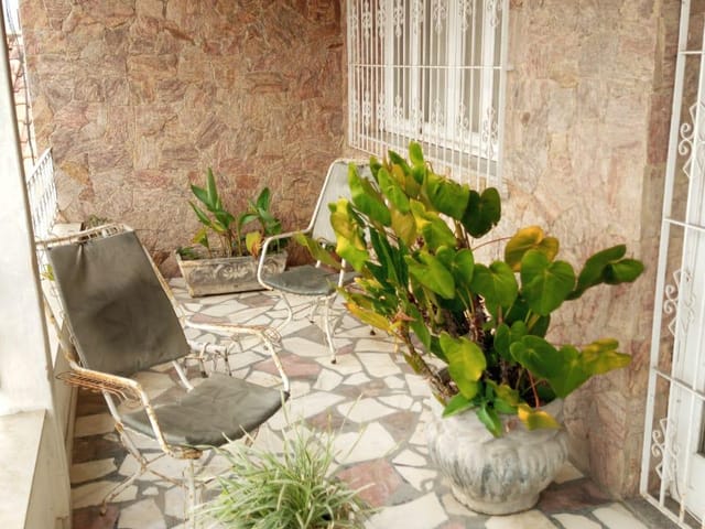 Sobrado com 156m² 5 quartos e 3 banheiros, à venda, no bairro Parque João Maria em Campos dos Goytacazes