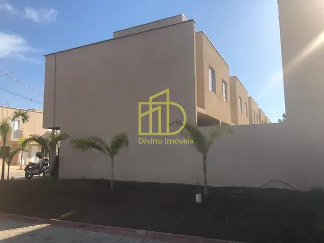 Sobrado com 52m² 2 quartos e 1 banheiro, à venda, no bairro Vila Mineirão em Sorocaba