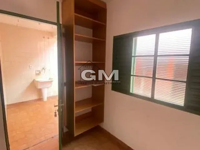 Sobrado 3 quartos e 2 banheiros, à venda, no bairro Jardim José Sampaio Júnior em Ribeirão Preto