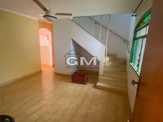 Sobrado 3 quartos e 2 banheiros, à venda, no bairro Jardim José Sampaio Júnior em Ribeirão Preto