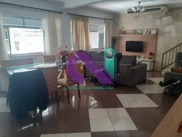 Sobrado com 225m² 5 quartos e 6 banheiros, à venda, no bairro Jardim das Flores em Osasco