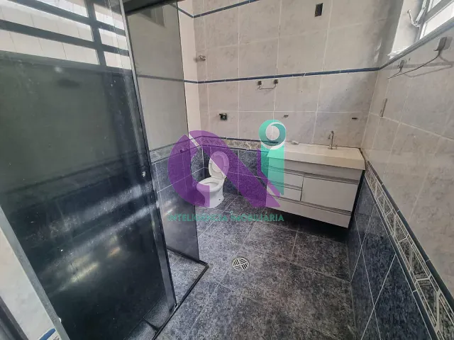 Sobrado com 225m² 5 quartos e 6 banheiros, à venda, no bairro Jardim das Flores em Osasco