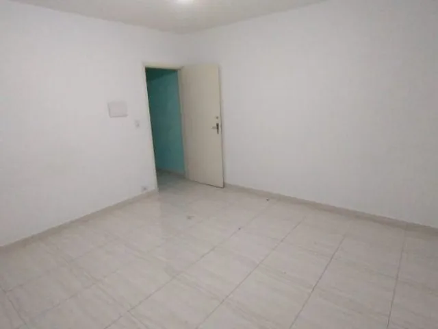 Sobrado com 400m² 3 quartos e 3 banheiros, para alugar, no bairro Vila Ema em São Paulo