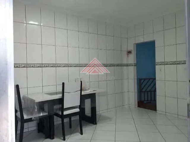 Sobrado com 270m² 3 quartos e 2 banheiros, à venda, no bairro Jardim Mauá em Mauá