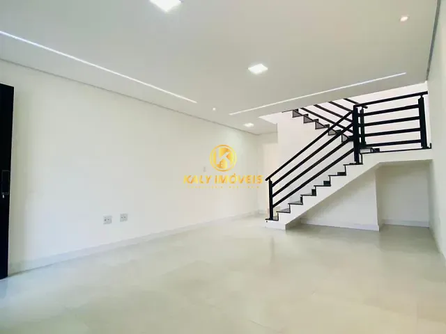 Sobrado com 107m² 3 quartos e 2 banheiros, à venda, no bairro Vila Lúcia em São Paulo