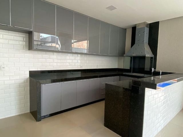 Foto do Sobrado - Sobrado com 4 dormitórios à venda, 272 m² por R$ 2.100.000,00 - Portal do Sol Garden - Goiânia/GO | Portfolio Imóveis