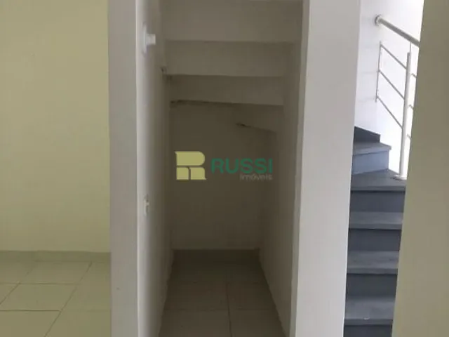 Sobrado com 110m² 3 quartos e 2 banheiros, à venda, no bairro Jardim Paulista em São José dos Campos