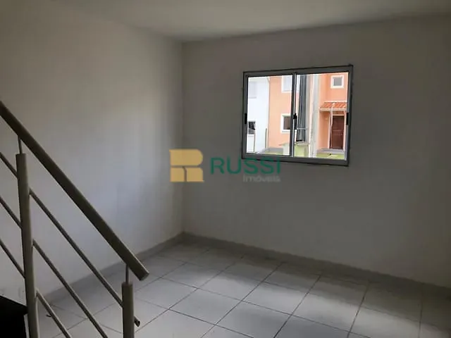 Sobrado com 110m² 3 quartos e 2 banheiros, à venda, no bairro Jardim Paulista em São José dos Campos