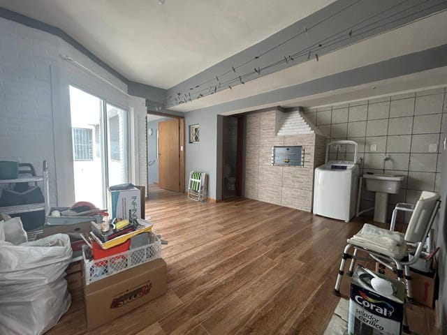 Casa com 155m² 3 quartos e 2 banheiros, à venda, no bairro Centro em Pelotas