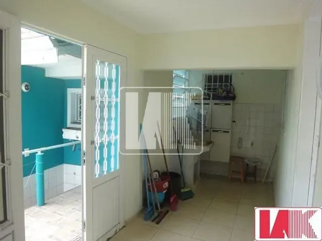 Casa com 217m² 2 quartos e 3 banheiros, à venda, no bairro Vila Palmares em Santo André
