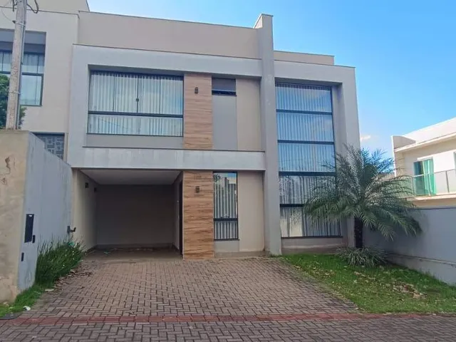 Sobrado com 126m² 3 quartos e 2 banheiros, à venda, no bairro Residencial Morada das Flores em Cambé