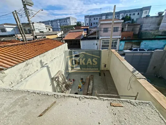 Sobrado com 150m² 3 quartos e 2 banheiros, à venda, no bairro Cidade Edson em Suzano