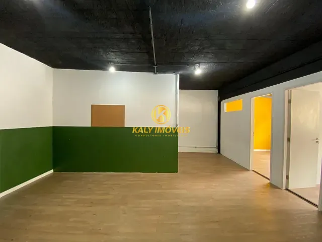 Sobrado com 350m², à venda ou para alugar, no bairro Barcelona em São Caetano do Sul