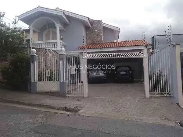 Sobrado, 4 quartos, 340 m² - Foto 1