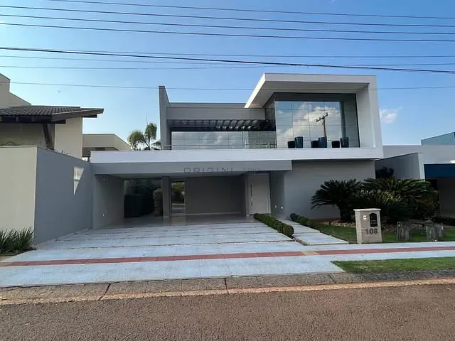 Sobrado com 480m² 4 quartos e 7 banheiros, à venda, no bairro Residencial Damha II em Campo Grande