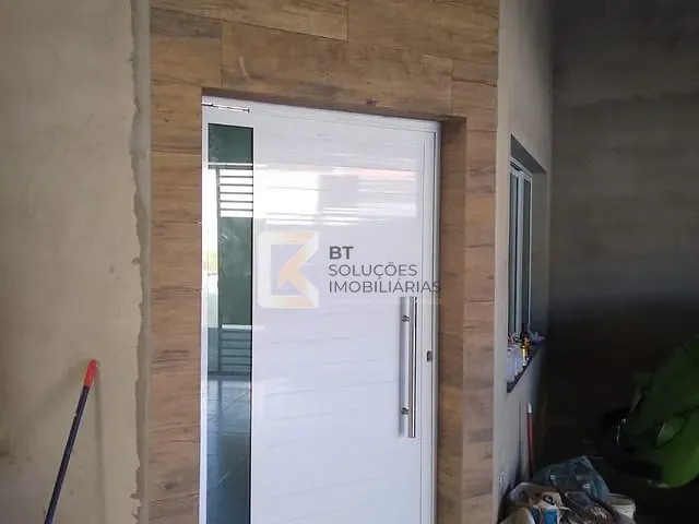 Sobrado com 160m² 3 quartos e 1 banheiro, à venda, no bairro Jardim dos Colibris em Indaiatuba