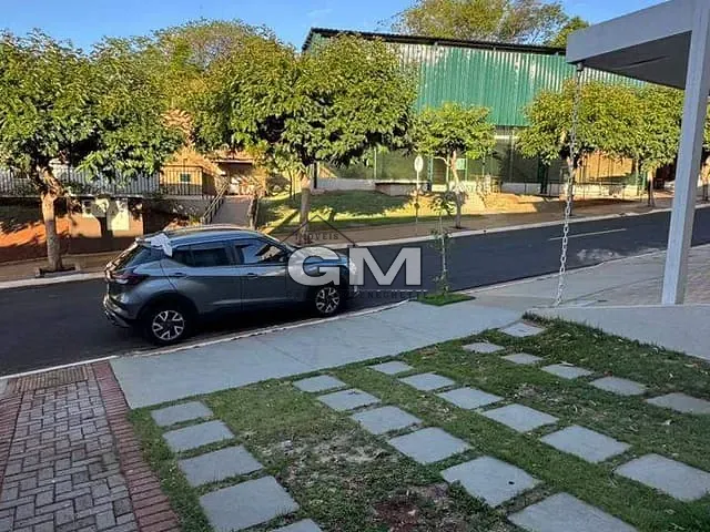 Sobrado 3 quartos e 3 banheiros, à venda, no bairro Vila do Golf em Ribeirão Preto
