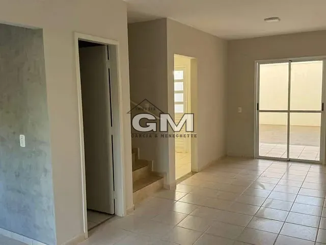Sobrado 3 quartos e 3 banheiros, à venda, no bairro Vila do Golf em Ribeirão Preto