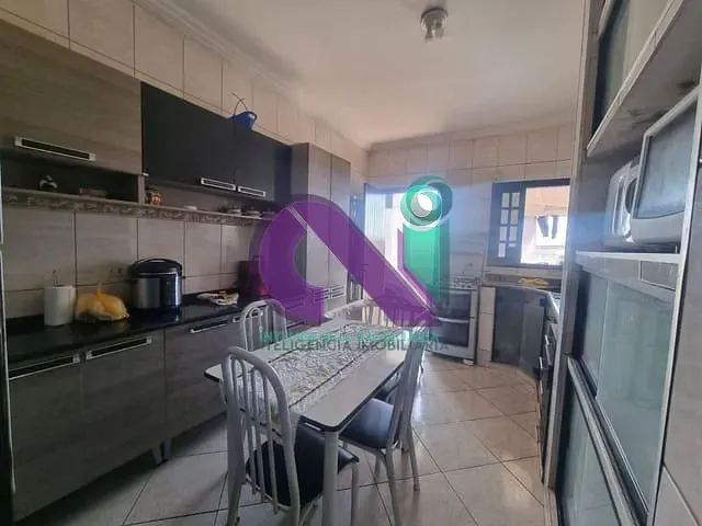 Sobrado com 96m² 3 quartos e 4 banheiros, para alugar, no bairro km 18 em Osasco