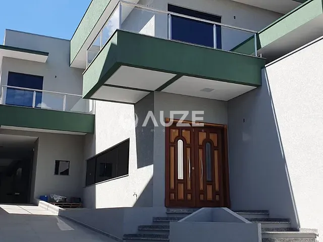 Sobrado com 600m² 3 quartos e 5 banheiros, à venda, no bairro Aristocrata em São José dos Pinhais