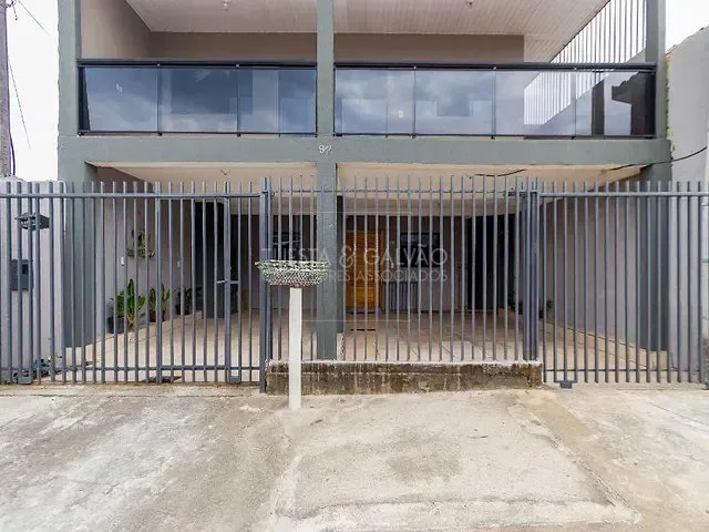 Sobrado com 160m² 4 quartos e 2 banheiros, à venda, no bairro Tatuquara em Curitiba