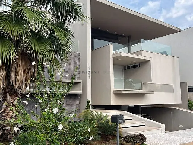 Sobrado com 525m² 4 quartos e 7 banheiros, à venda, no bairro Residencial Damha II em Campo Grande