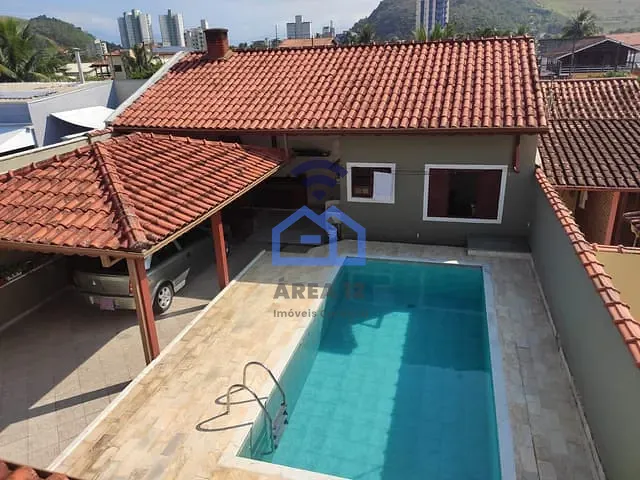 Sobrado com 311m² 3 quartos e 1 banheiro, à venda, no bairro Martim de Sá em Caraguatatuba