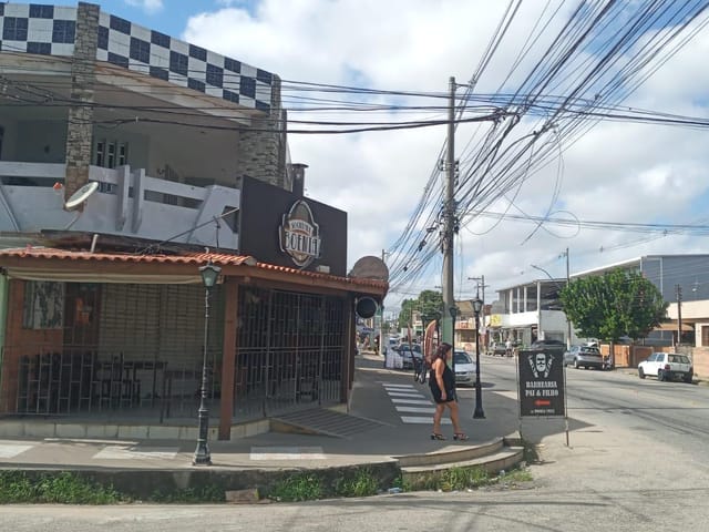 Sobrado com 350m² 4 quartos e 3 banheiros, à venda, no bairro Parque Rosário em Campos dos Goytacazes