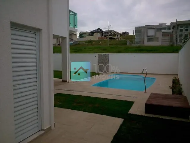 Sobrado com 490m² 3 quartos e 5 banheiros, à venda, no bairro Urbanova em São José dos Campos