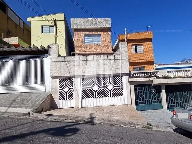 Sobrado com 121m² 3 quartos e 2 banheiros, à venda, no bairro Vila Aquilino em Santo André